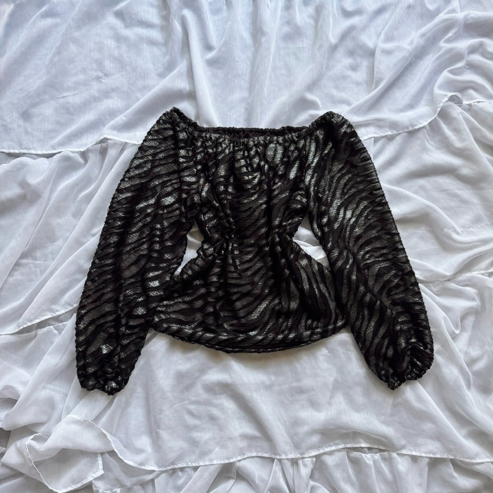 White House Black Market Animal Print Relaxed Ruched
Blouse